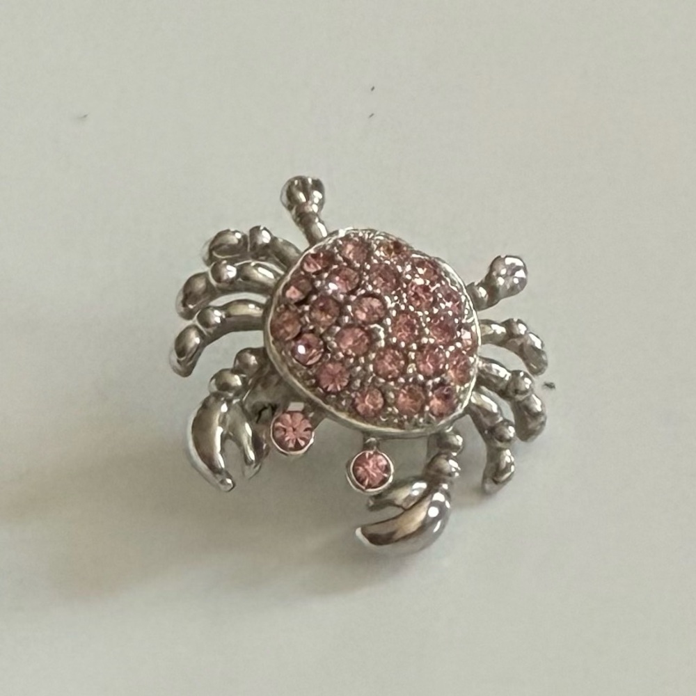 🦀 Cookie Lee Genuine Crystal Pink Crab Brooch - Picture 2 of 7